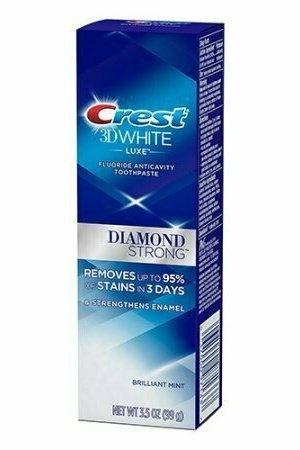 Crest 3D White Luxe Diamond Strong Toothpaste, Brilliant Mint, 3.5 Oz